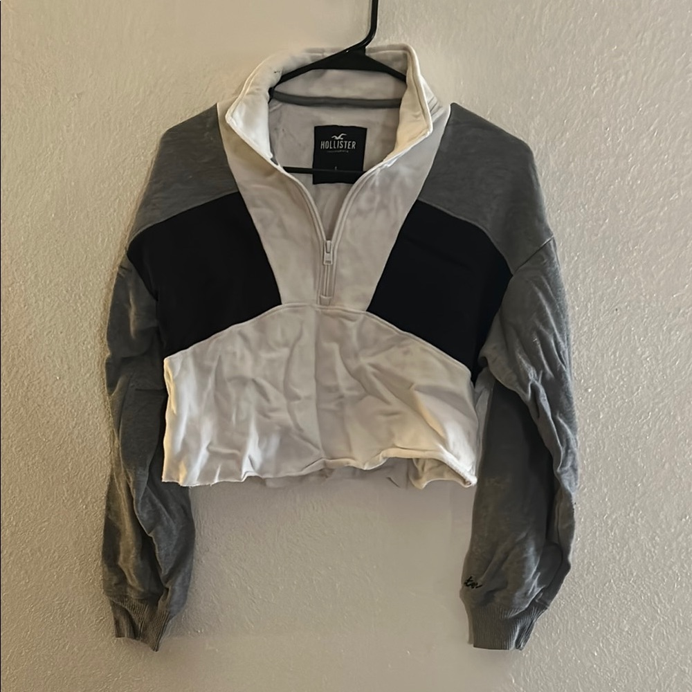 Hollister Gray and White Colorblock Pullover